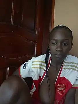 Snapshot of Swirly_blac chatting on June 23, 4:16 pm Swirly blac online show from June 23, 4:16 pm