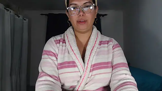 flowerdirtty online show from December 2, 4:20 am