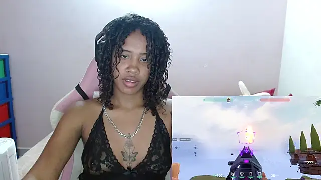 TiffanyRoouse online show from March 10, 12:18 am