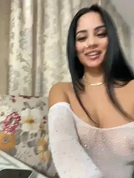  adelle online show from December 20, 12:38 pm