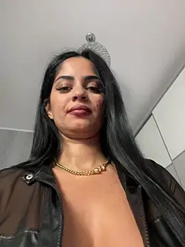 Snapshot of _adelle chatting on October 16, 12:17 pm  adelle online show from October 16, 12:17 pm