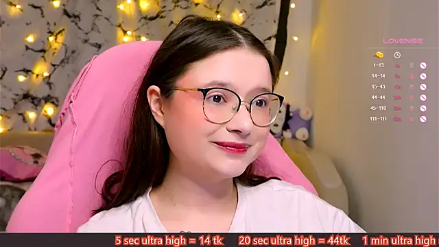 me  hanna online show from February 6, 11:37 pm