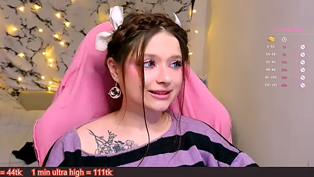 me  hanna online show from February 9, 9:28 pm