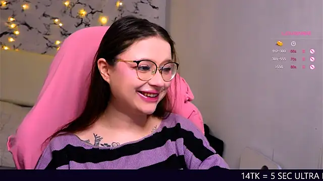 me  hanna online show from March 1, 10:53 pm