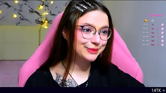 me  hanna online show from March 9, 11:25 pm