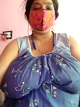 Snapshot of Kayra_34 chatting on November 12, 3:07 am Kayra 34 online show from November 12, 3:07 am