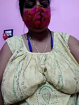 Snapshot of Kayra_34 chatting on November 20, 10:48 am Kayra 34 online show from November 20, 10:48 am