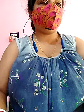 Snapshot of Kayra_34 chatting on December 4, 5:50 am Kayra 34 online show from December 4, 5:50 am