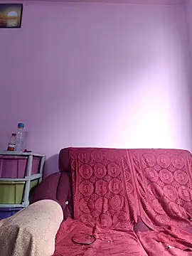 Snapshot of Kayra_34 chatting on April 8, 4:34 am Kayra 34 online show from April 8, 4:34 am