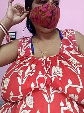 Snapshot of Kayra_34 chatting on April 12, 4:39 am Kayra 34 online show from April 12, 4:39 am