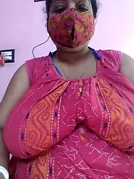Snapshot of Kayra_34 chatting on April 21, 4:19 am Kayra 34 online show from April 21, 4:19 am