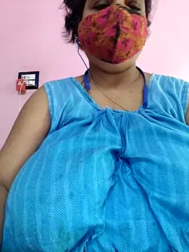 Snapshot of Kayra_34 chatting on April 27, 4:21 am Kayra 34 online show from April 27, 4:21 am