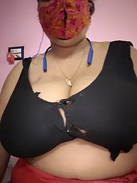 Snapshot of Kayra_34 chatting on June 3, 3:20 am Kayra 34 online show from June 3, 3:20 am