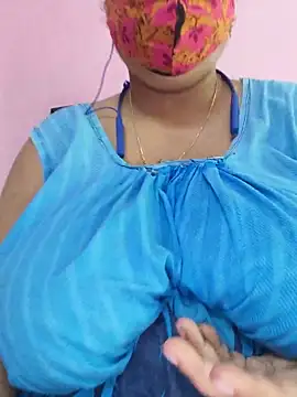 Snapshot of Kayra_34 chatting on June 10, 4:01 am Kayra 34 online show from June 10, 4:01 am