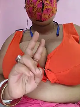 Snapshot of Kayra_34 chatting on June 13, 5:49 am Kayra 34 online show from June 13, 5:49 am