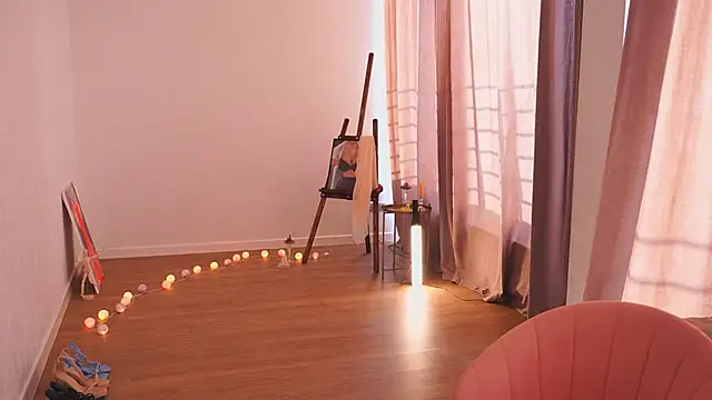 hereandnows  online show from February 1, 7:36 am