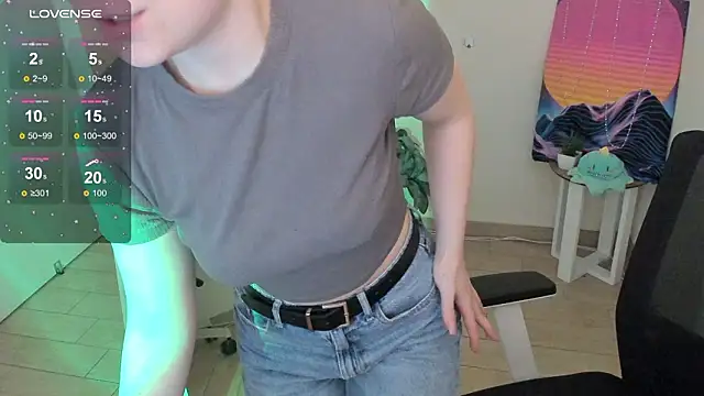 Snapshot of Florence_meow chatting on March 25, 8:42 am Florence meow online show from March 25, 8:42 am