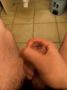 Snapshot of pusssygamer96 chatting on March 27, 7:02 pm pusssygamer96 online show from March 27, 7:02 pm