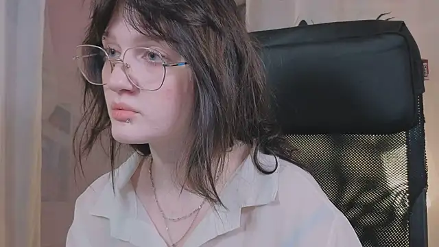 ELLIEJAY online show from November 1, 5:09 am