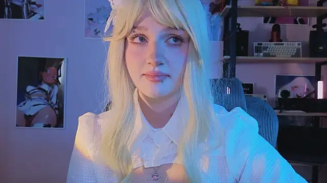 ELLIEJAY online show from February 14, 5:15 am