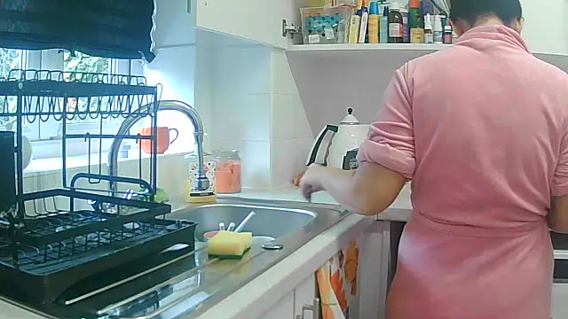 magical mia online show from October 7, 9:06 am