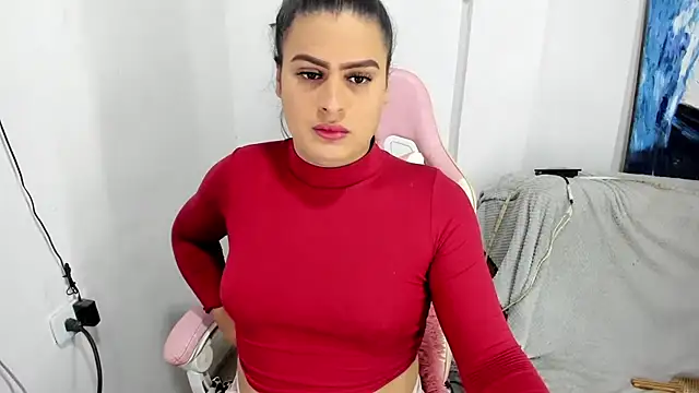 Snapshot of blonde_girl01 chatting on October 13, 4:29 pm blonde girl01 online show from October 13, 4:29 pm