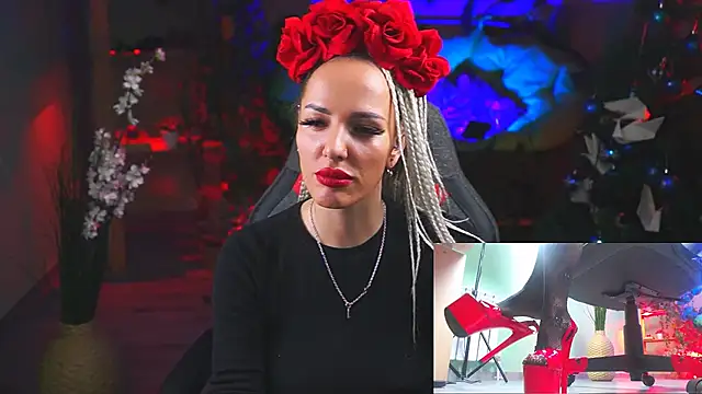 MonicaMaxwel online show from January 17, 1:13 pm