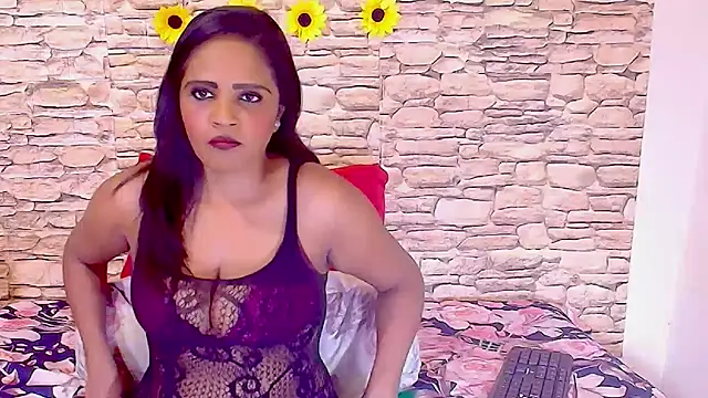 Luciousindian69 online show from March 18, 4:32 pm