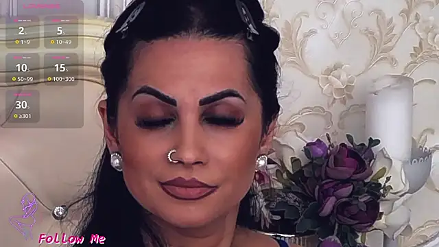 Snapshot of HeidiLust chatting on March 2, 12:32 pm HeidiLust online show from March 2, 12:32 pm