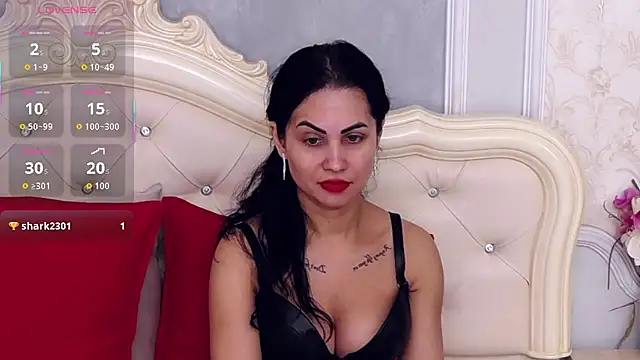 Snapshot of HeidiLust chatting on November 14, 6:23 am HeidiLust online show from November 14, 6:23 am