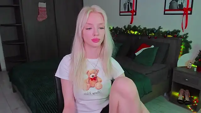 AleksaBlonde online show from December 27, 2:43 pm