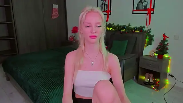 AleksaBlonde online show from December 29, 10:01 am