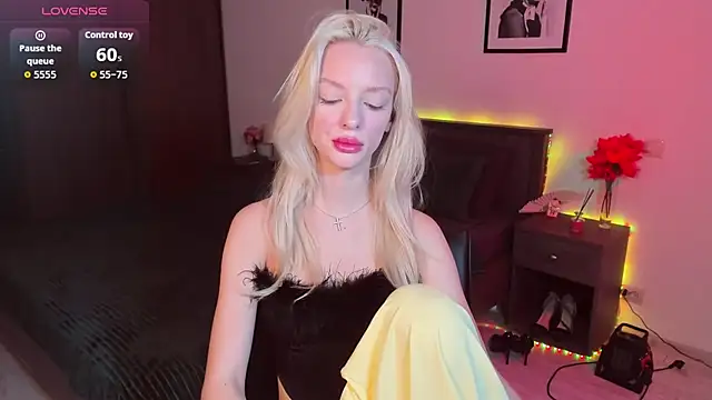 AleksaBlonde online show from October 9, 11:41 am