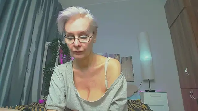 HelgaHimmell online show from February 28, 11:23 pm