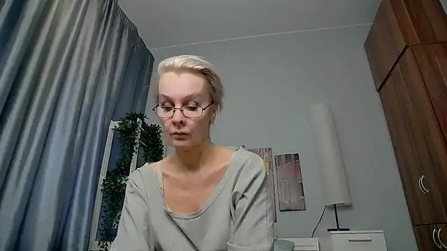 HelgaHimmell online show from March 17, 7:13 am