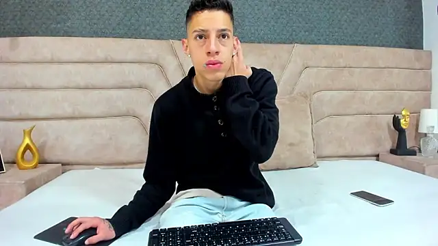 thiago19s online show from June 22, 12:35 pm