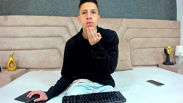 thiago19s online show from July 4, 2:34 pm