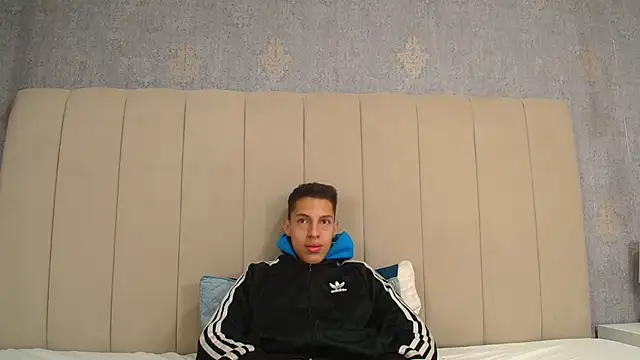 thiago19s online show from July 28, 6:20 pm