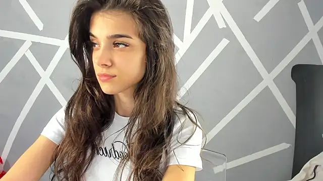 BabyAylin online show from December 3, 11:33 am