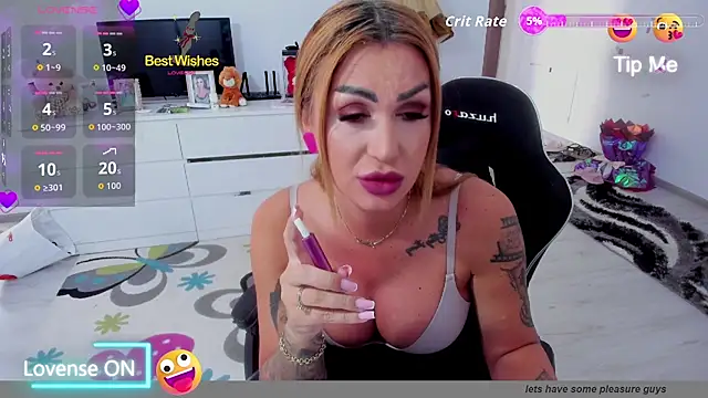 GlossyDiamondX online show from September 25, 10:19 am