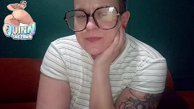 quinnmariexo online show from November 3, 5:20 am