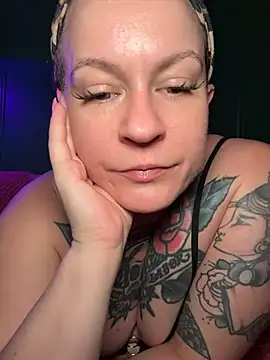 quinnmariexo online show from July 8, 5:06 pm