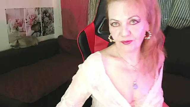 Liset Monro online show from June 25, 1:27 am
