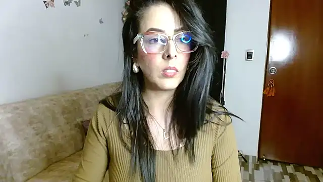 Snapshot of ella_peck chatting on February 26, 4:33 am ella peck online show from February 26, 4:33 am