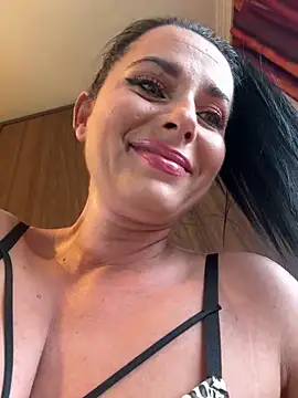 Hotmomcheckk  online show from October 6, 12:02 pm