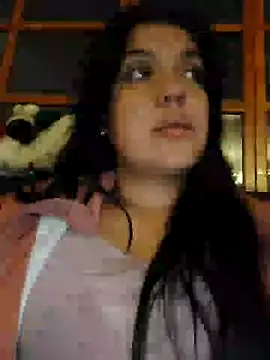 Snapshot of Sophie-hatter chatting on December 23, 1:51 am Sophie-hatter online show from December 23, 1:51 am