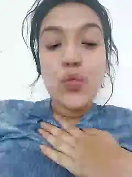 Snapshot of Sophie-hatter chatting on December 24, 6:50 pm Sophie-hatter online show from December 24, 6:50 pm