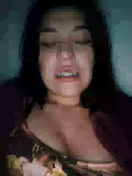 Snapshot of Sophie-hatter chatting on December 28, 5:23 am Sophie-hatter online show from December 28, 5:23 am