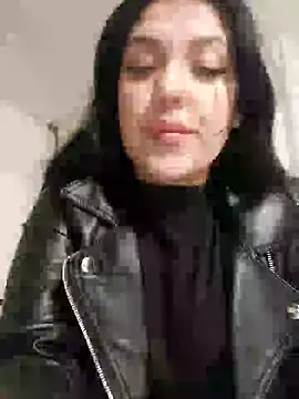 Snapshot of Sophie-hatter chatting on January 30, 2:06 am Sophie-hatter online show from January 30, 2:06 am