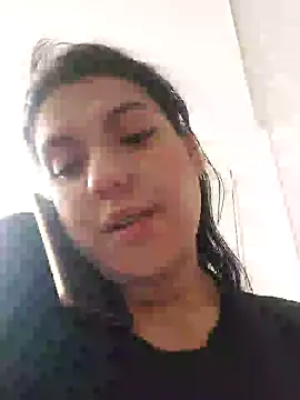 Snapshot of Sophie-hatter chatting on February 2, 5:26 pm Sophie-hatter online show from February 2, 5:26 pm